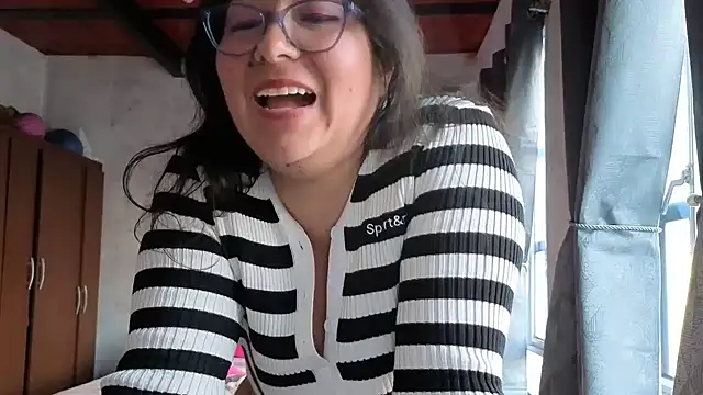 scarlett_widow_'s Live XXX Chat