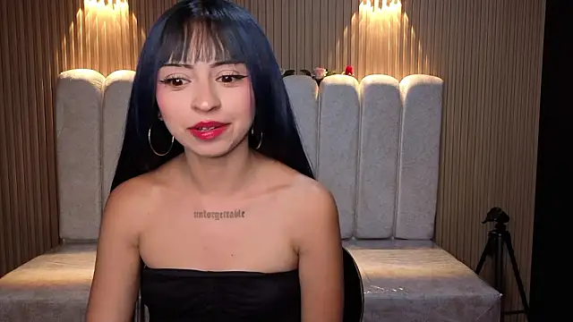 Chat +18 de _ceeleste_cute_ ao vivo