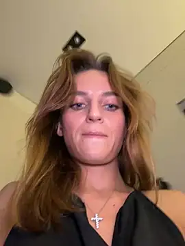 Chat XXX en directo de -AngelAri-