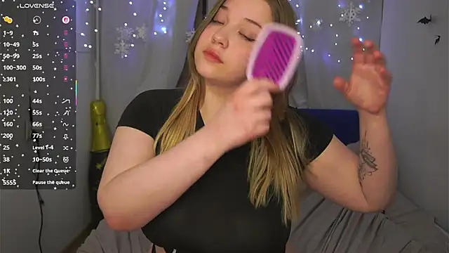 CuteSharloti Live XXX Chat