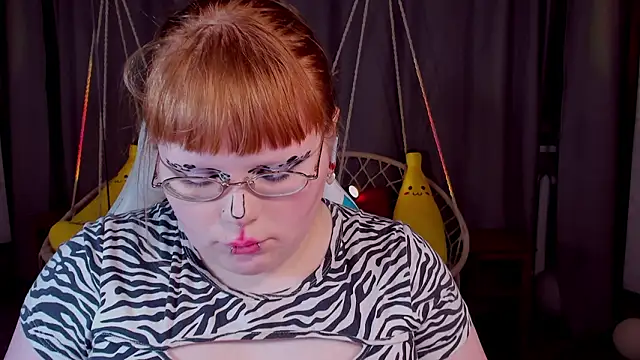 LottieReed লাইভ XXX চ্যাট