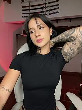 Ale_Lewis élő XXX-chatje