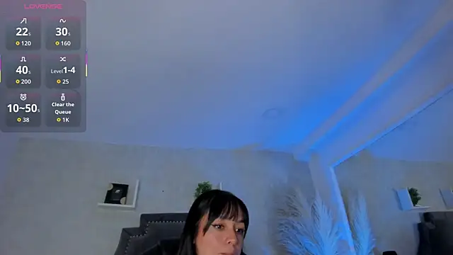 แชท XXX สดของ EmiliaRose_