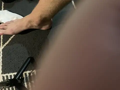 BruceIsHorny_ Show Webcam