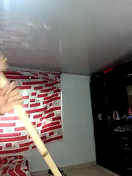 Онлайн чат XXX Emily_Rouse23