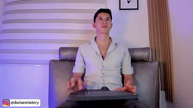 Chat XXX en directo de Dorianmistery2322_