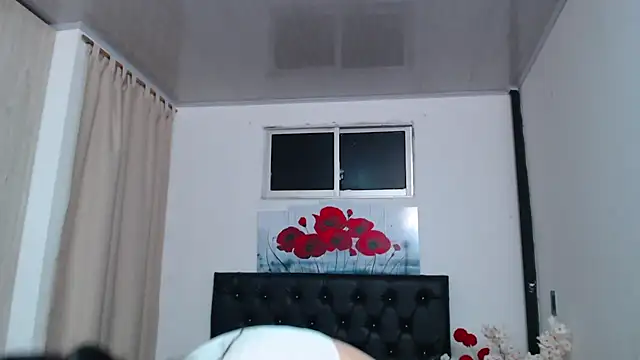 pinky_f00x Live XXX-chat