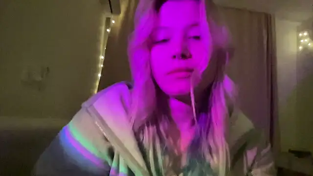 Živý XXX chat Lulu_Di