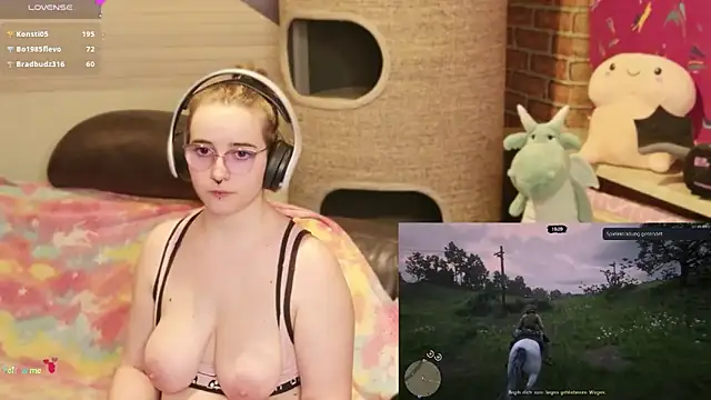 GamerGirl_Eve Adlı Modelin Canlı XXX Sohbeti