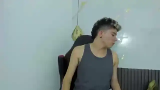 AndyFame1's Live XXX Chat