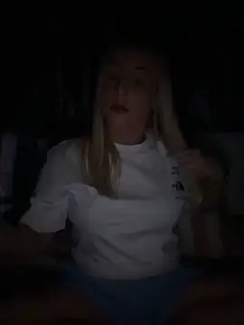 Strongqueen's Live XXX Chat