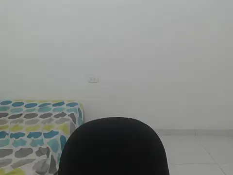 estefania224 Adlı Modelin Canlı XXX Sohbeti