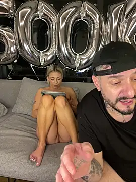 SexOnMyLvL Pertunjukan Webcam