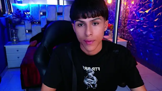 Evans_Robinson Live XXX-Chat