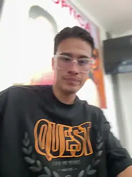 TavoHot_ Live XXX-Chat