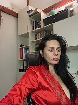 MiriamDelyn 现场XXX聊天