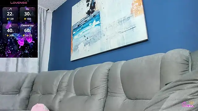 _Valeria_Brown: онлайн-секс-чат