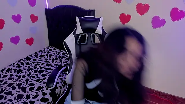 Chatroom XXX en direct de megaan_cb