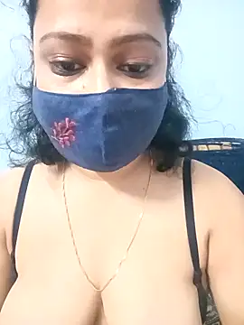 Chatroom XXX en direct de Deliciouskimi