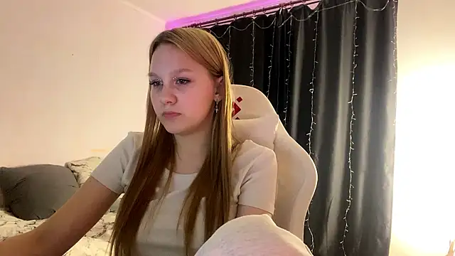 axin_burnell: онлайн-секс-чат