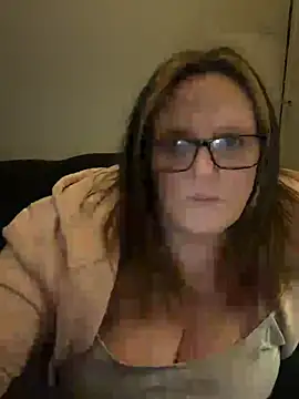 Busty-GilfQuinn 라이브 XXX 채팅