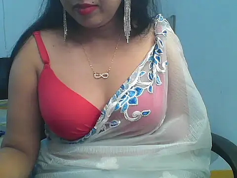 BIG_HEARTED Adlı Modelin Canlı XXX Sohbeti