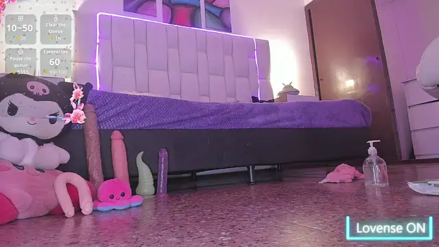 MilkWhore1's Live XXX Chat