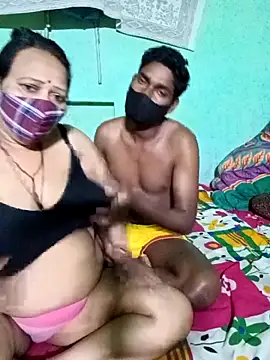 Czat XXX na żywo – LoveOnStream