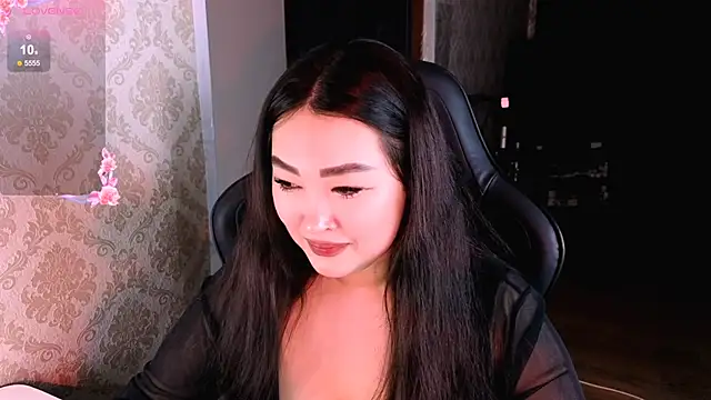 Emma_Uilson: онлайн-секс-чат