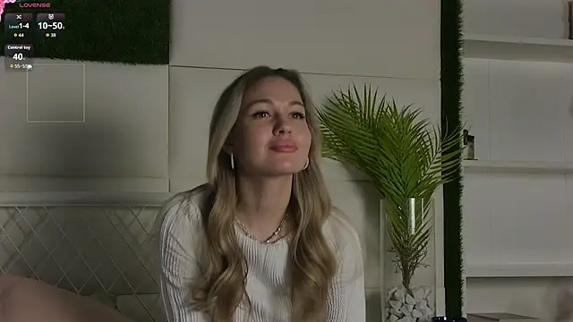 XXX chat uživo modela KatieBell