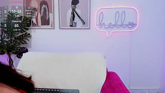 caaty7: онлайн-секс-чат