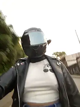 XXX chat uživo modela Scarlet_auraa