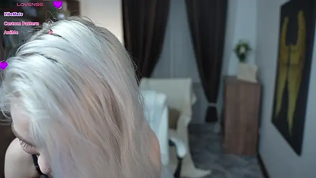 KristalCrowner 라이브 XXX 채팅