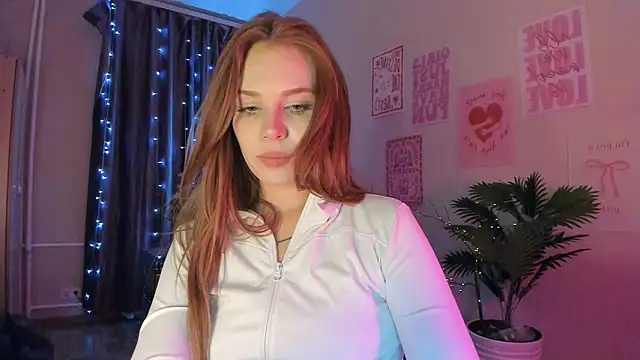 kelly_love_222: онлайн-секс-чат