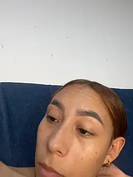 Little-Engeln Live XXX chat