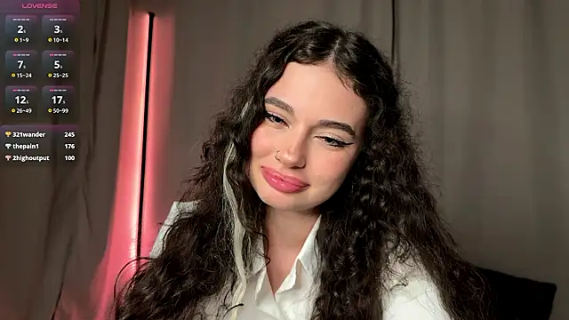 XXX chat uživo modela Moonfaairy