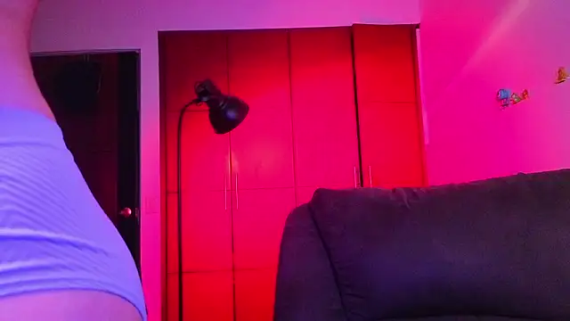 دردشة NEXT_DOOR_GIRL_ الجنسية المباشرة