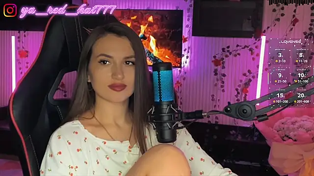 -RED_HAT- Live XXX Chat