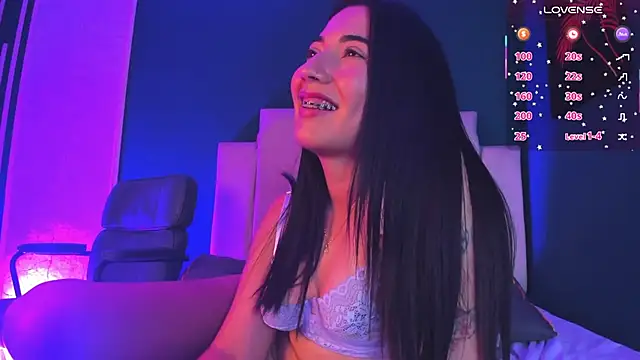 دردشة Adrienne__ الجنسية المباشرة