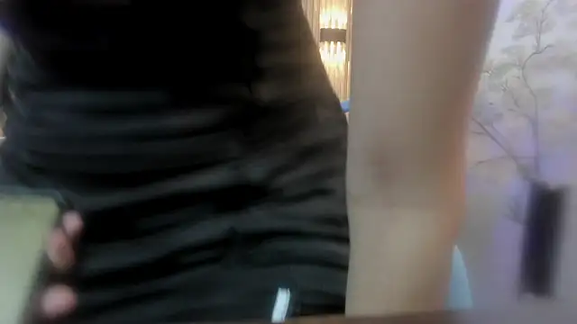 Chat +18 de VioletHall2 ao vivo