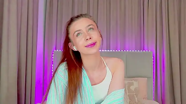 Nikalettaa élő XXX-chatje