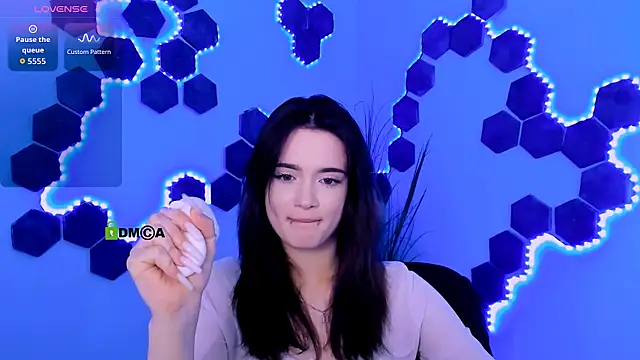 liana_kisses Chat XXX live