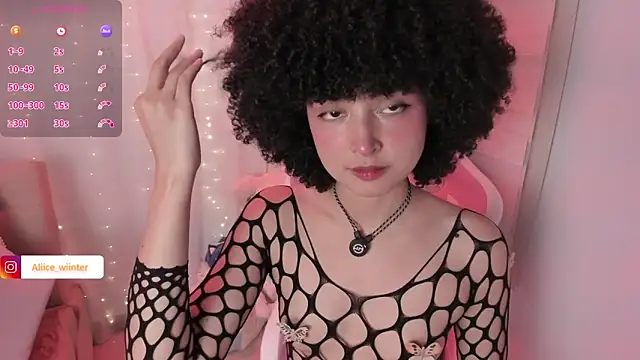 Alice_winter_ élő XXX-chatje