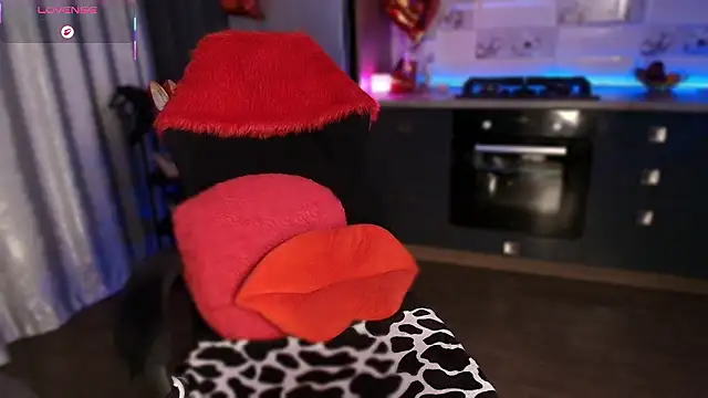 Онлайн чат XXX emlana