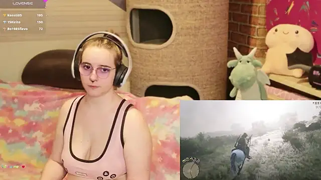 GamerGirl_Eve élő XXX-chatje