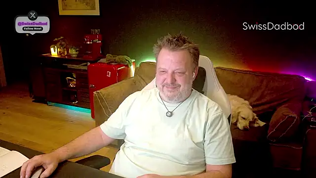 Chat +18 de SwissDadbod ao vivo