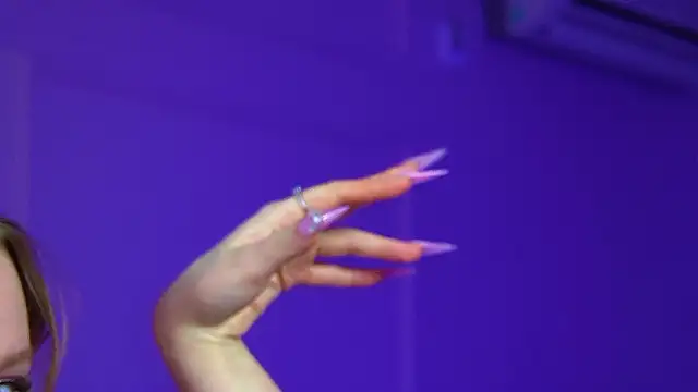 AgataFoxleyのライブXXXチャット