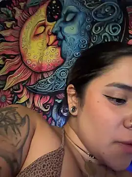 QueenNatt Live XXX-Chat