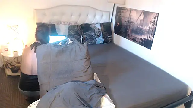 Chat +18 de NinaDOM4CUM ao vivo