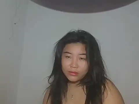 Zyeiii élő XXX-chatje